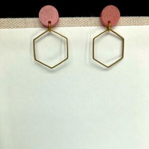 Pink and gold hexagon dangling earrings